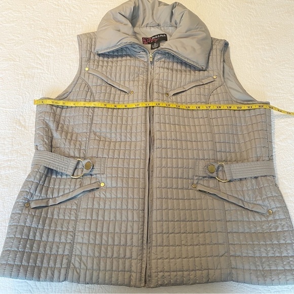 Peck & Peck Puffer Zip Front Gray Vest - XL - Picture 8 of 12